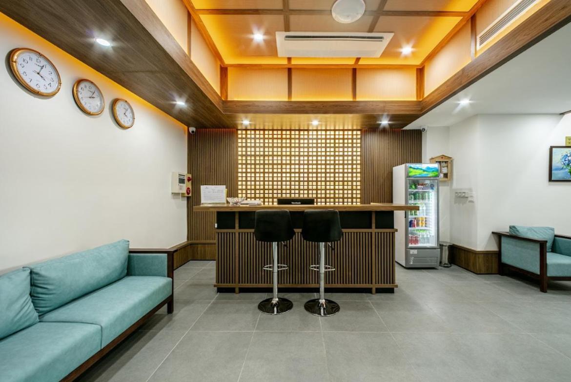 A25 Hotel - 21 Nghia Tan Hanoi Luaran gambar